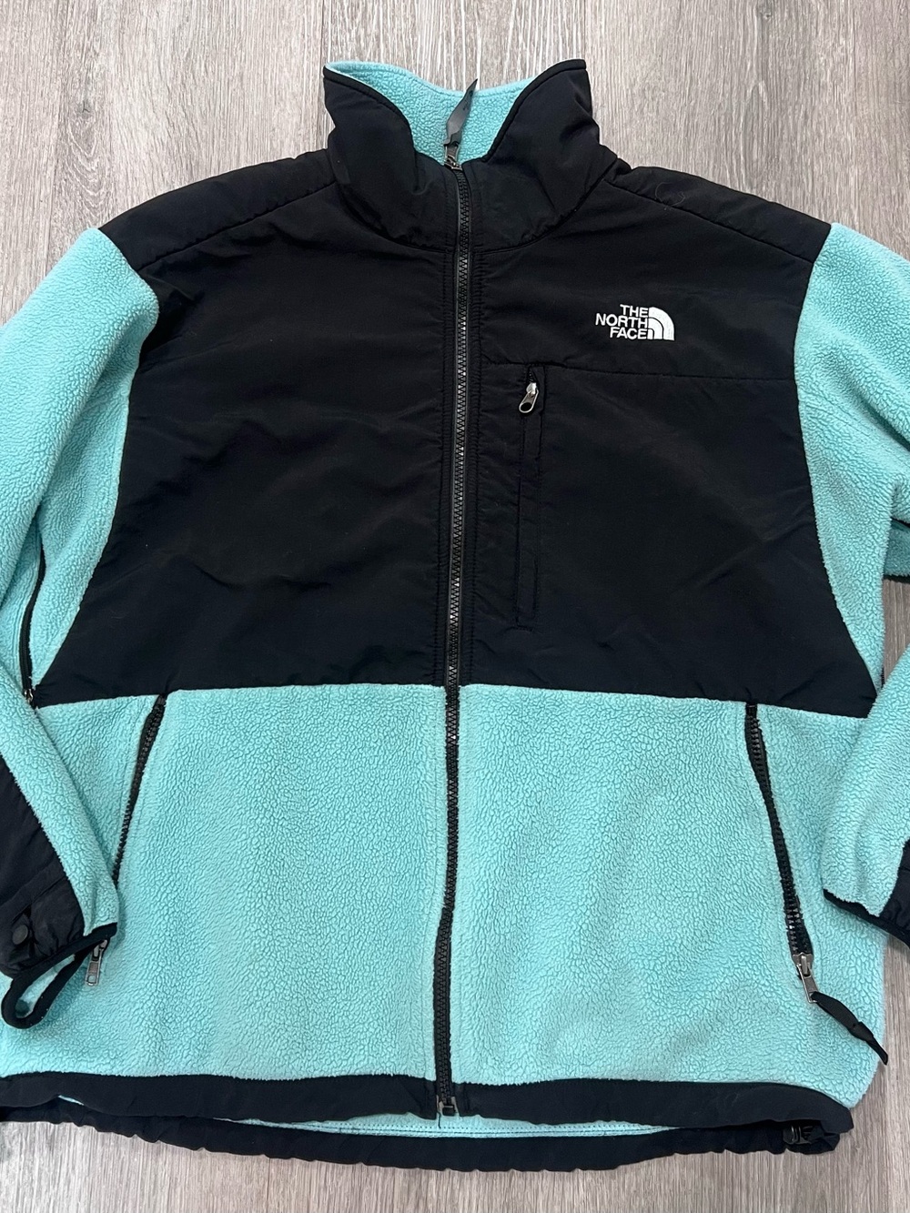 Woman’s North Face Coat size L